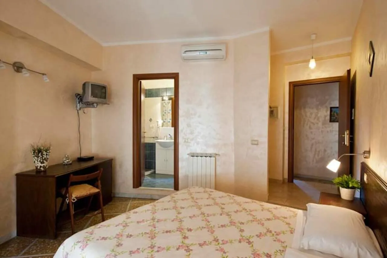 ** Bed & Breakfast In Trastevere House Rome Italy